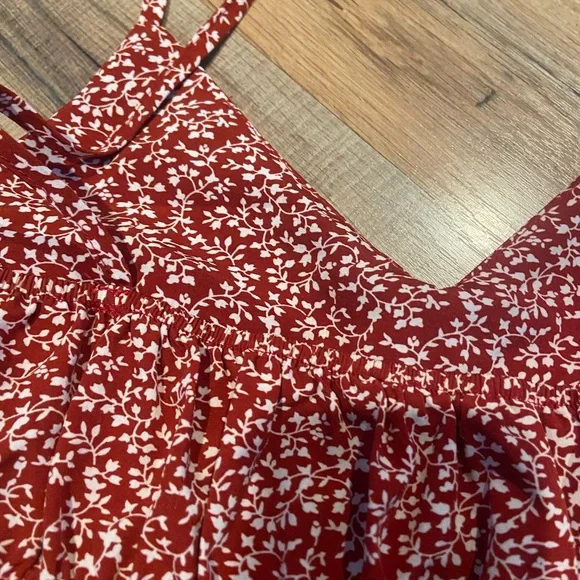 Women’s SHEIN Floral Tank Top - Picture 3 of 4